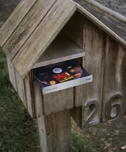 Fatso.co.nz: Mailbox DVD Player