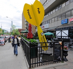 Yellow Pages: Pub