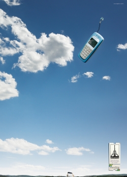 La Eiffel Drop Tower: Mobile phone