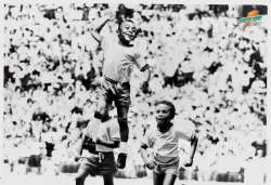 Gatorade Kids: Football