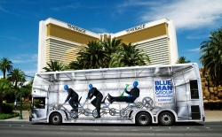 Blue Man Group: Bus