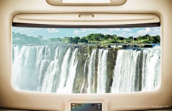 Lexus LX570: Waterfall