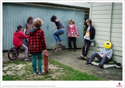 Vodafone: Emoticons - Skaters
