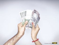 Western Union Money Transfer: Hands (Husband-Wife)