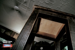 Stimorol: Bar Stool