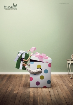 Los Pisingos Child Adoption Center: Gifts