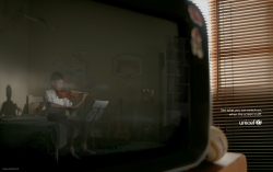 Unicef: Violin