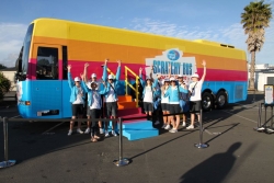 Instant Kiwi: Scratchy Bus