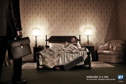 R7.com: Bed